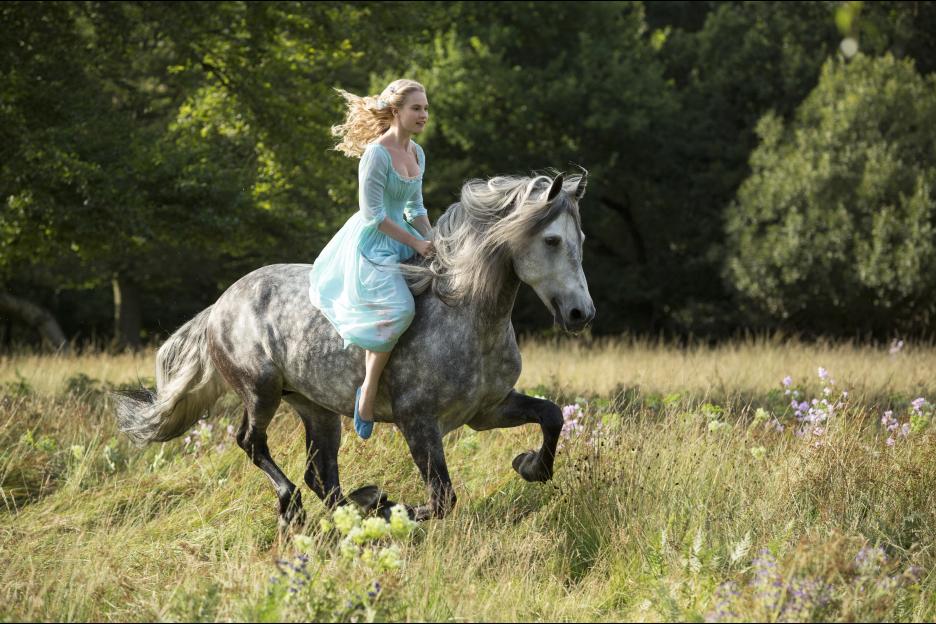 Exclusive Interview with Lily James as Ella in Disney Cinderella #CinderellaEvent