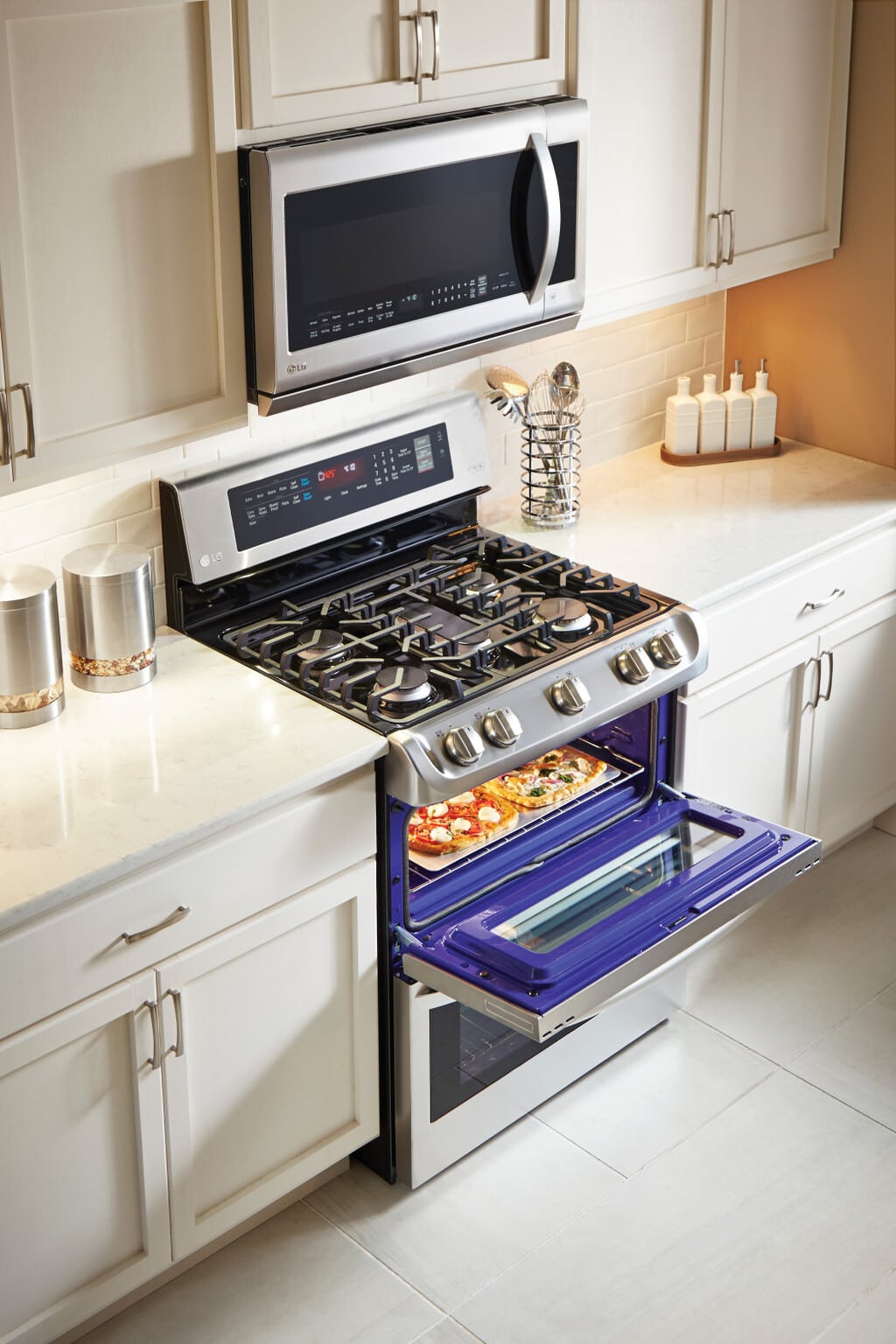 Prep for the Holidays with LG ProBake Double Oven